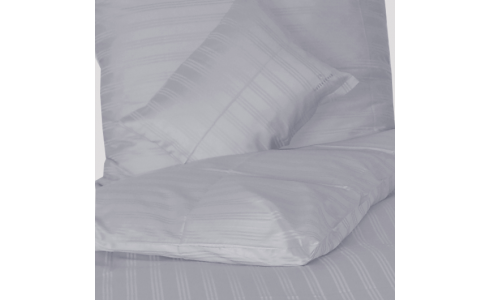 Cipzárral záródó pamut szatén ágynemű huzat garnitúra szürke színben.