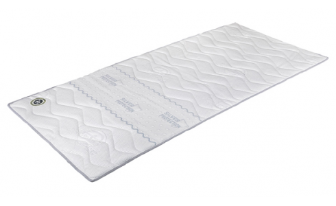 Silver Protect matracvédő antibakteriális, antiallergén klímaszállal steppelt nedvességszabályozó matrac szövet, rögzítő pántokkal a sarkokon.